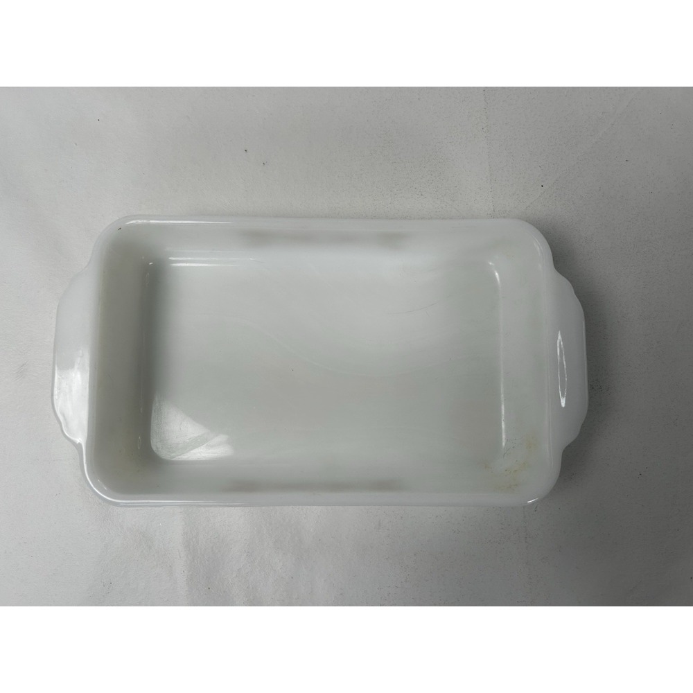 Vintage Fire King Golden Wheat 1 1/2 Quart Rectangular Casserole Dish - Picture 5 of 6